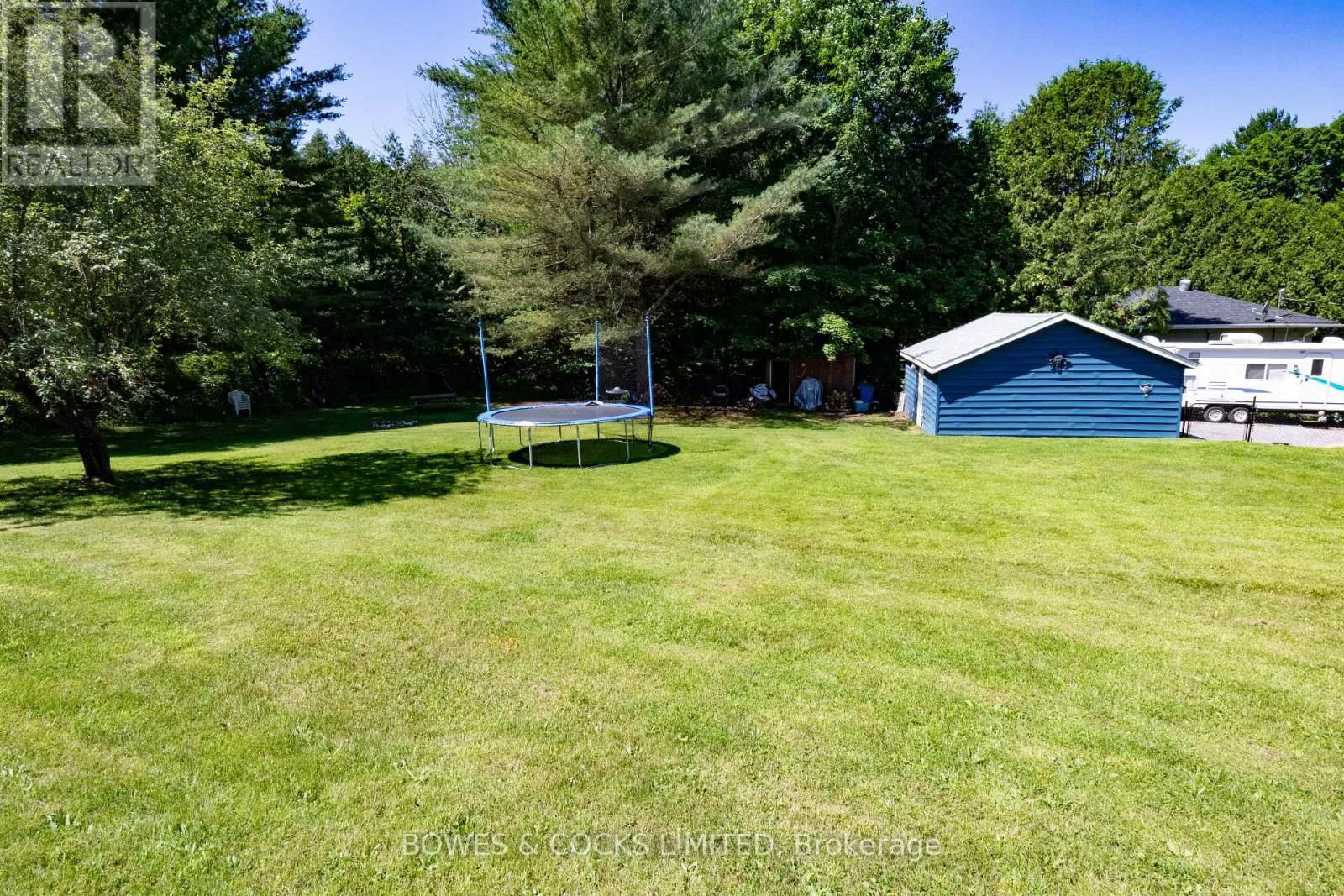 1545 WESTVIEW CRESCENT Image 44