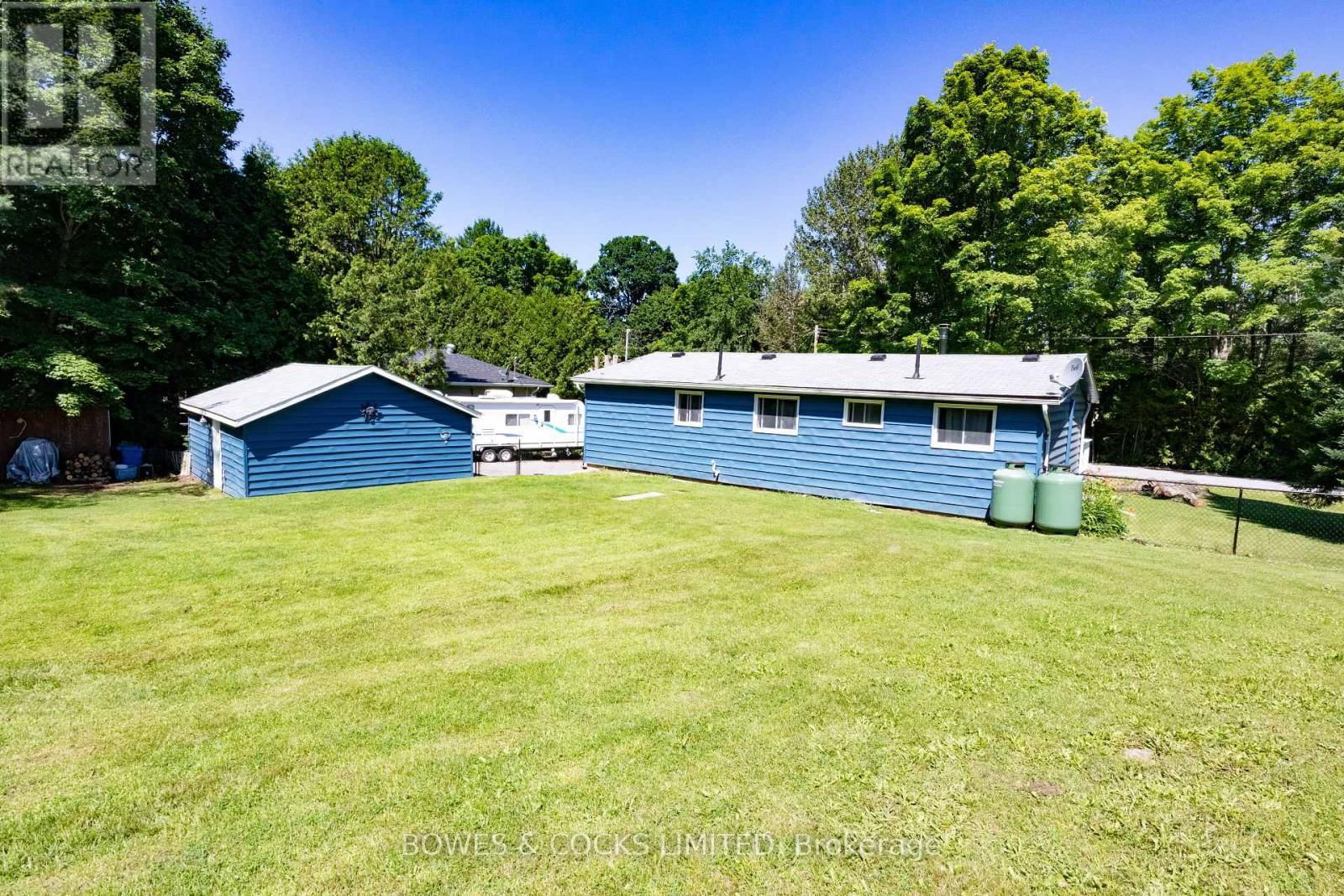 1545 WESTVIEW CRESCENT Image 46