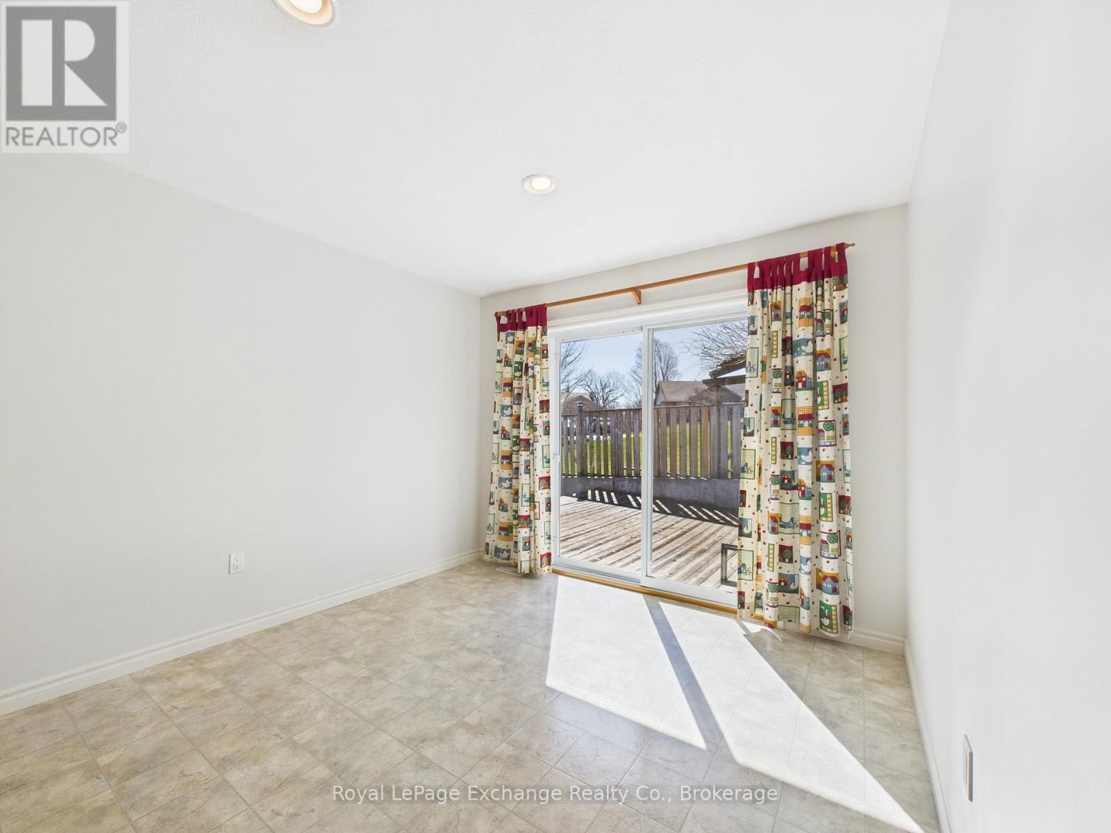 172 PARK DRIVE Image 13