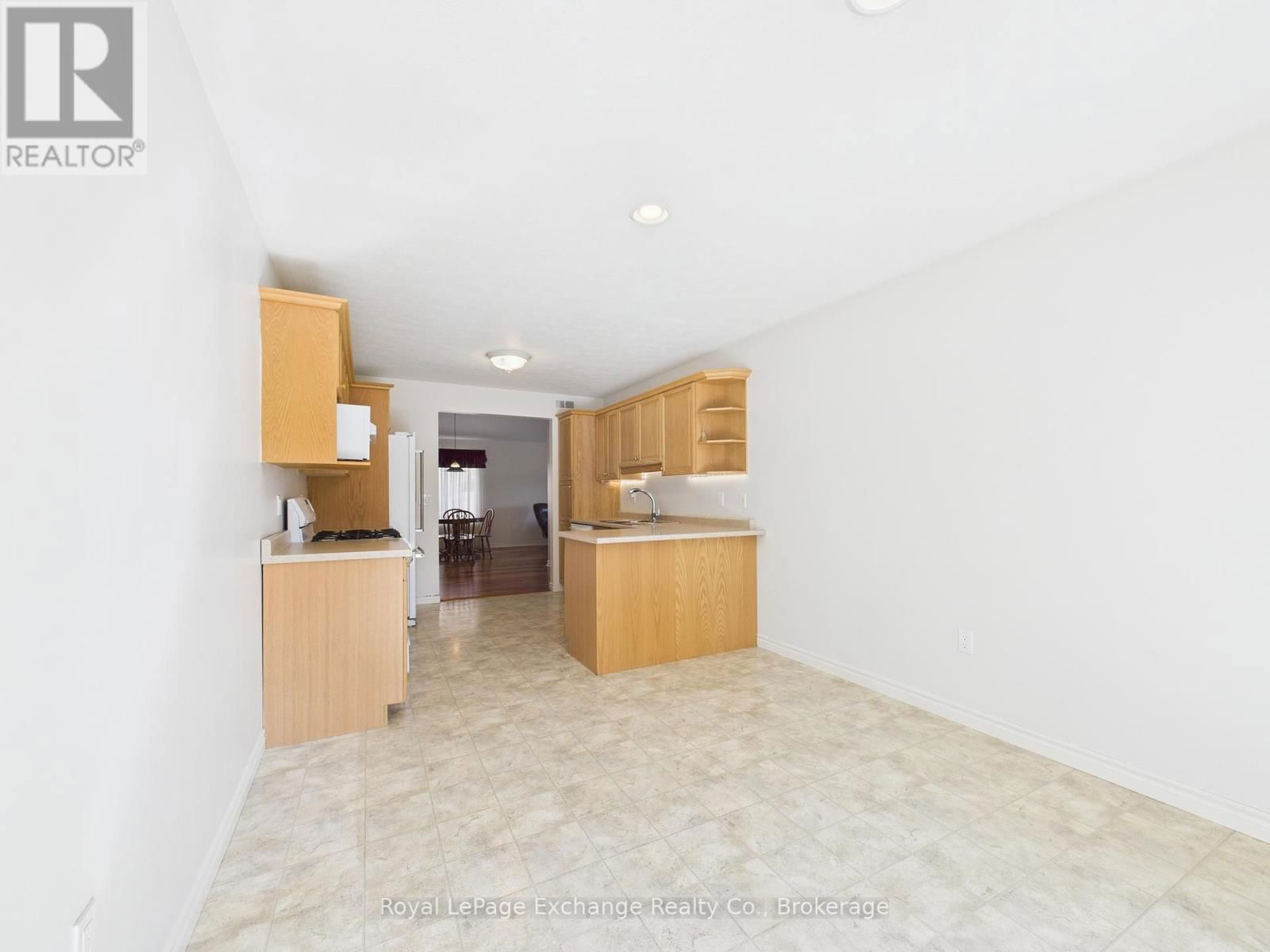 172 PARK DRIVE Image 14