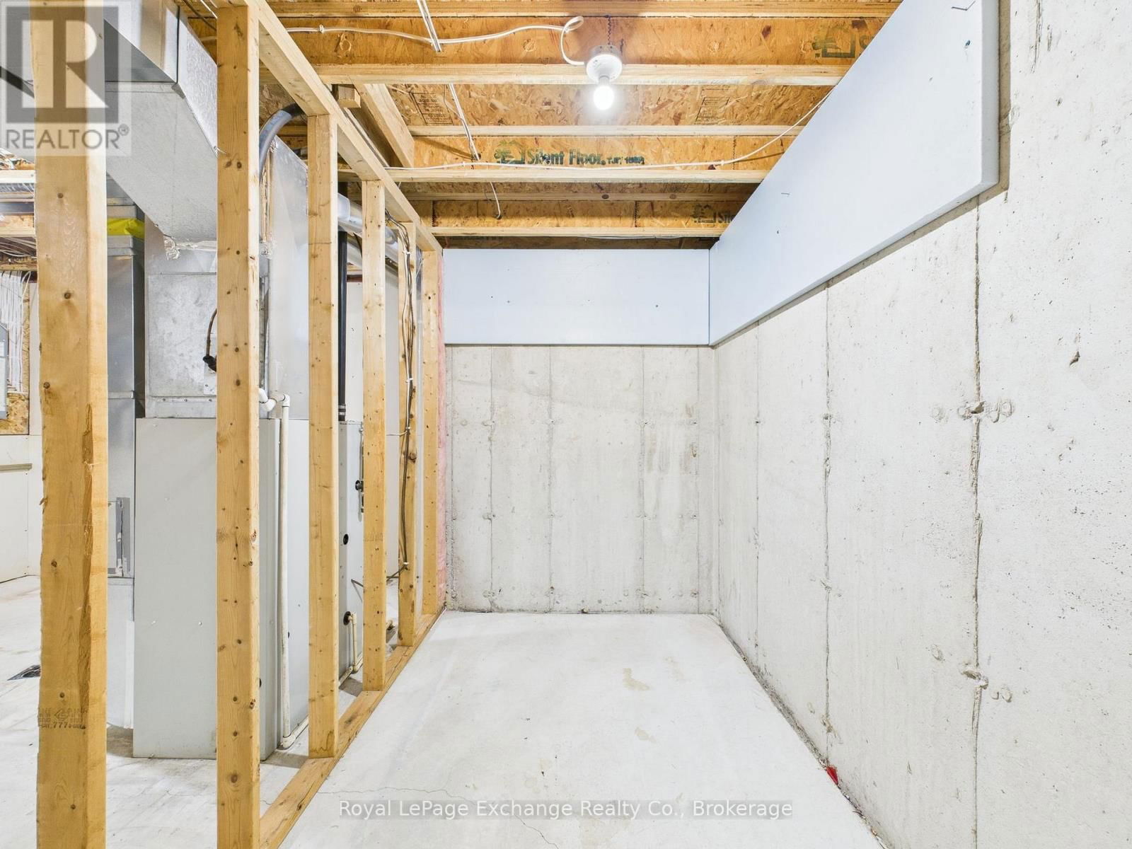172 PARK DRIVE Image 38