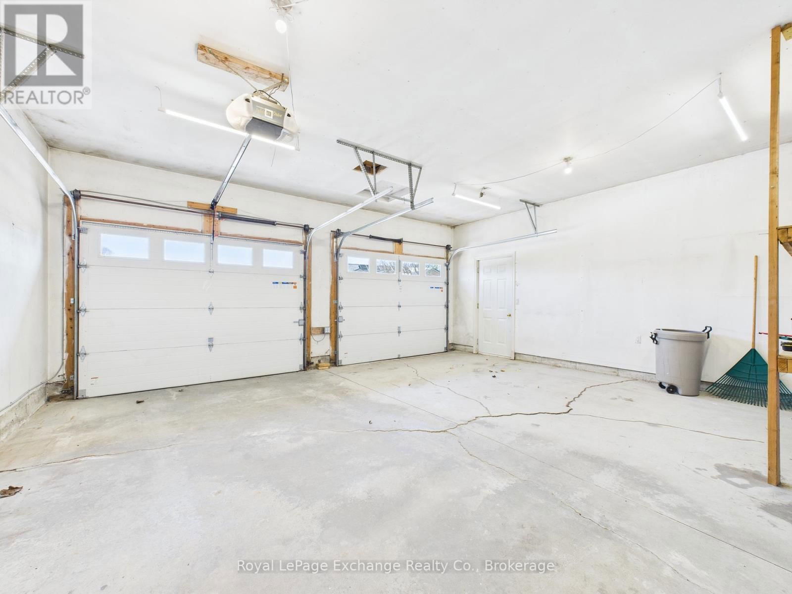 172 PARK DRIVE Image 39