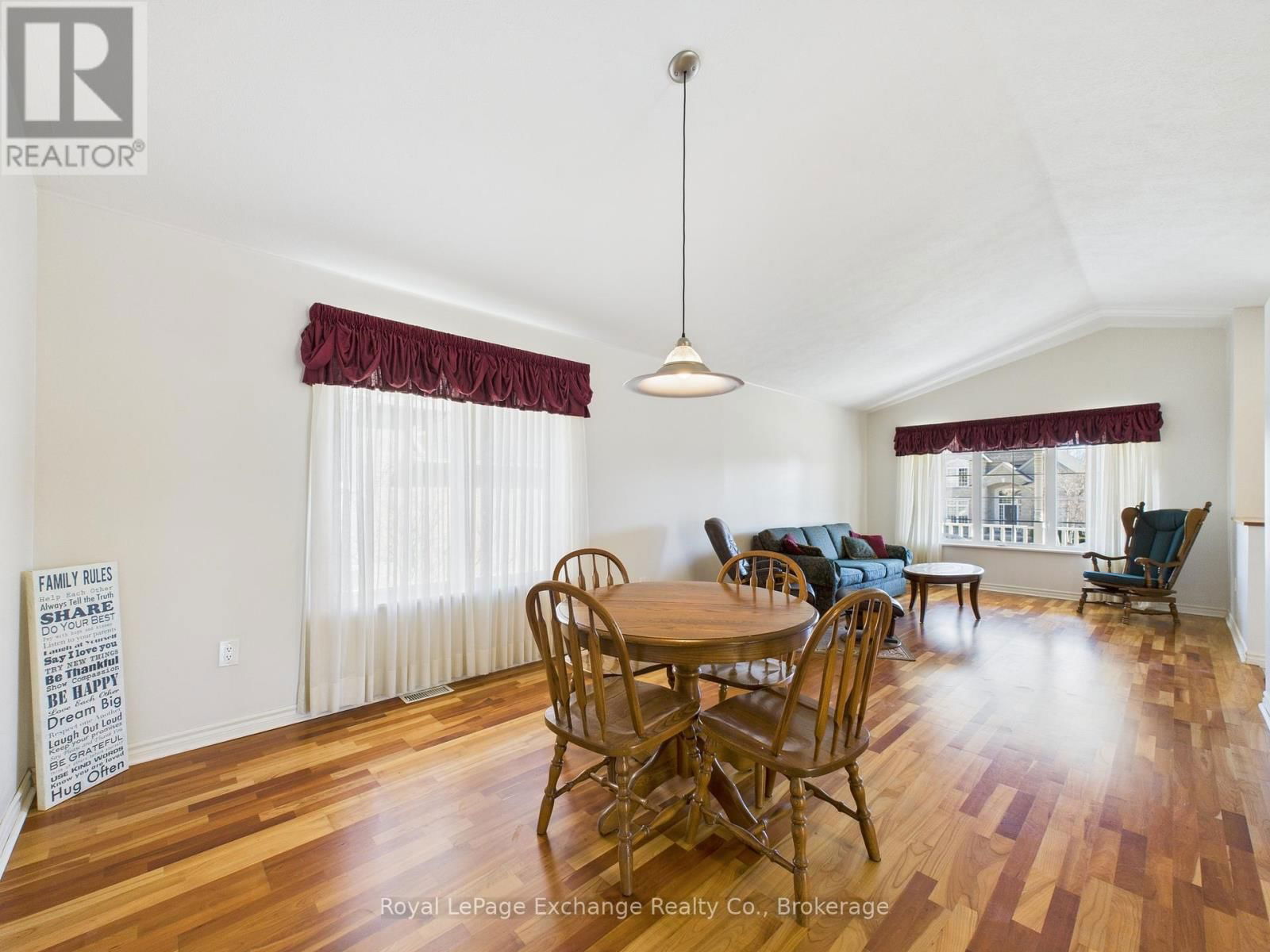 172 PARK DRIVE Image 8