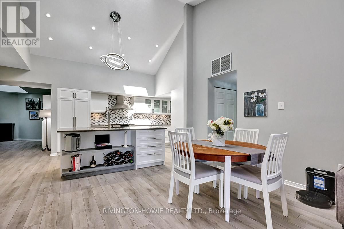 36 ROBSON COURT Image 9