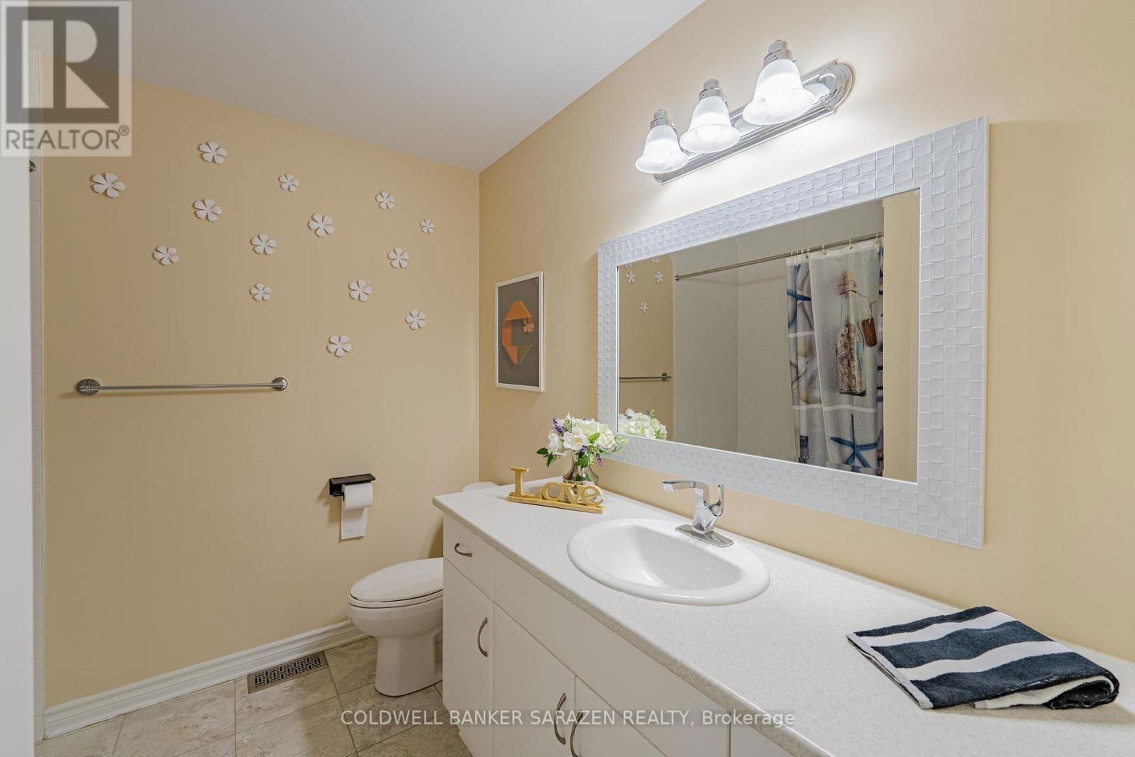 2467 REGATTA AVENUE Image 28