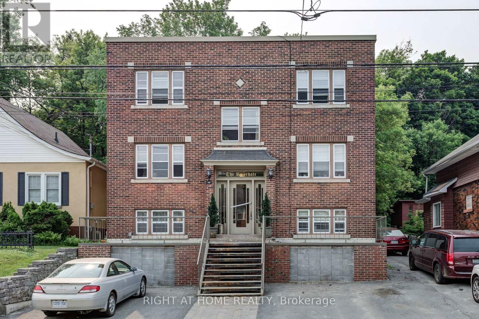 105 RIVERSIDE DRIVE Image 1