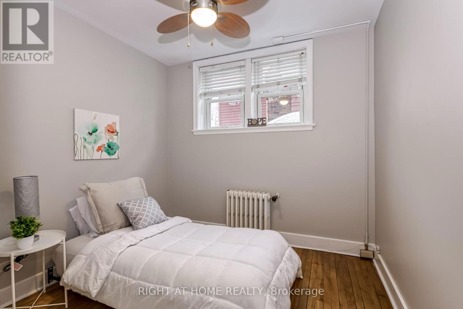 105 RIVERSIDE DRIVE Image 15