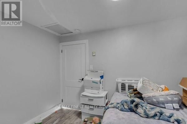 789 PORTSMOUTH AVENUE Image 20