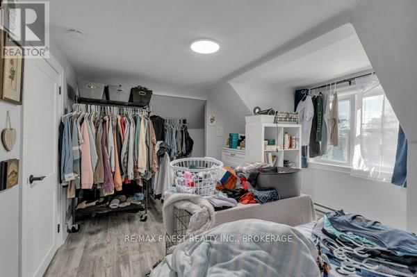 789 PORTSMOUTH AVENUE Image 22
