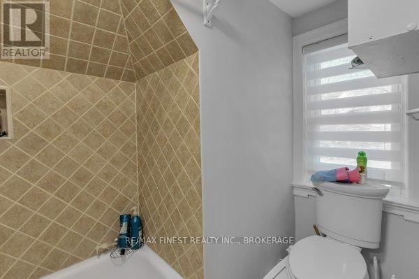 789 PORTSMOUTH AVENUE Image 28
