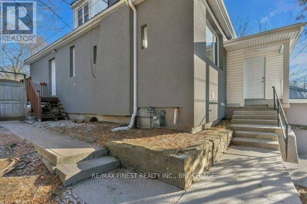 789 PORTSMOUTH AVENUE Image 4