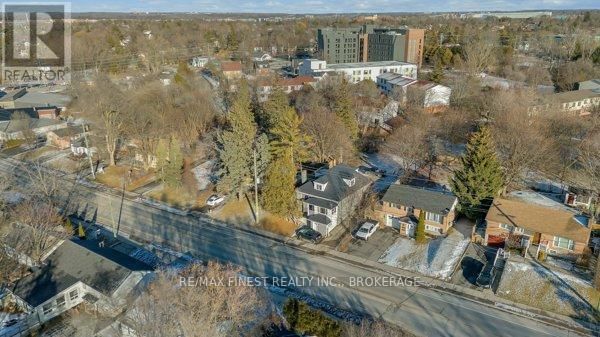 789 PORTSMOUTH AVENUE Image 5