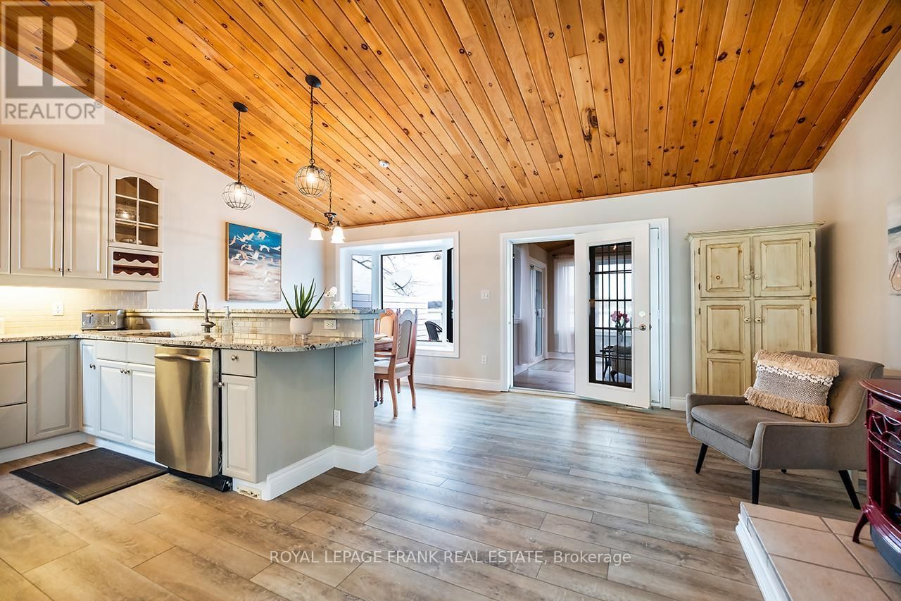 25 SHELLEY DRIVE Image 13