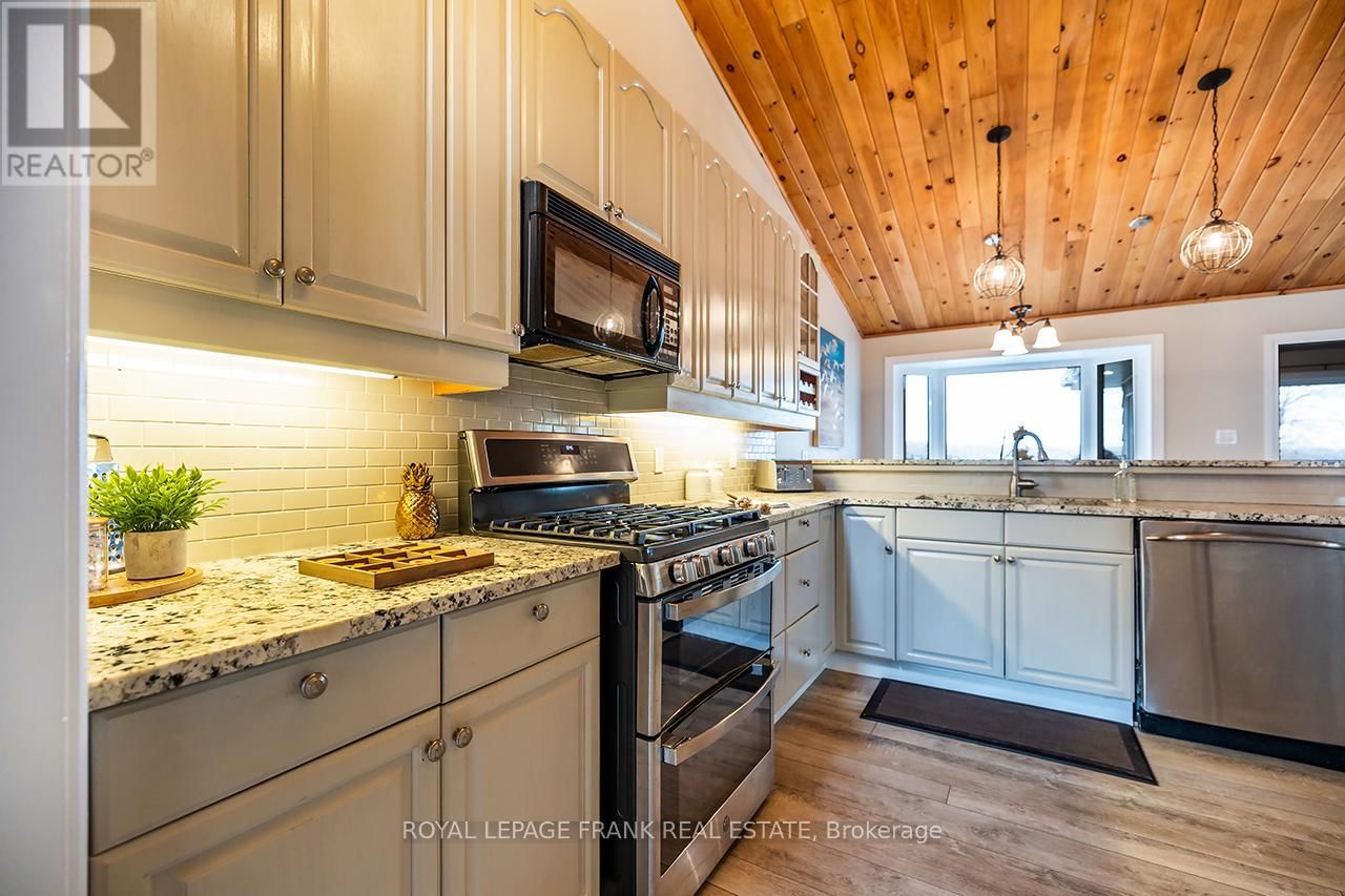25 SHELLEY DRIVE Image 19