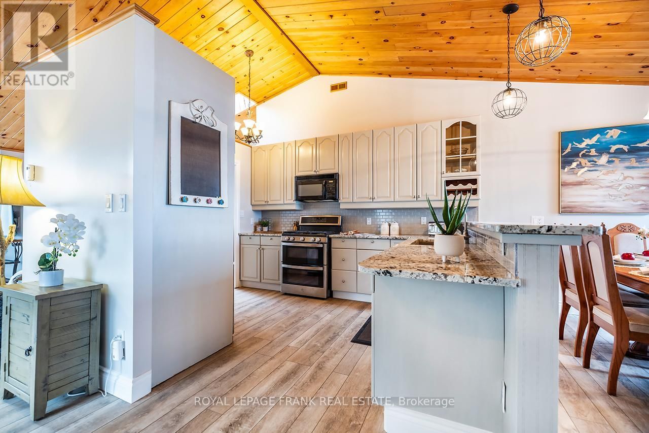 25 SHELLEY DRIVE Image 21