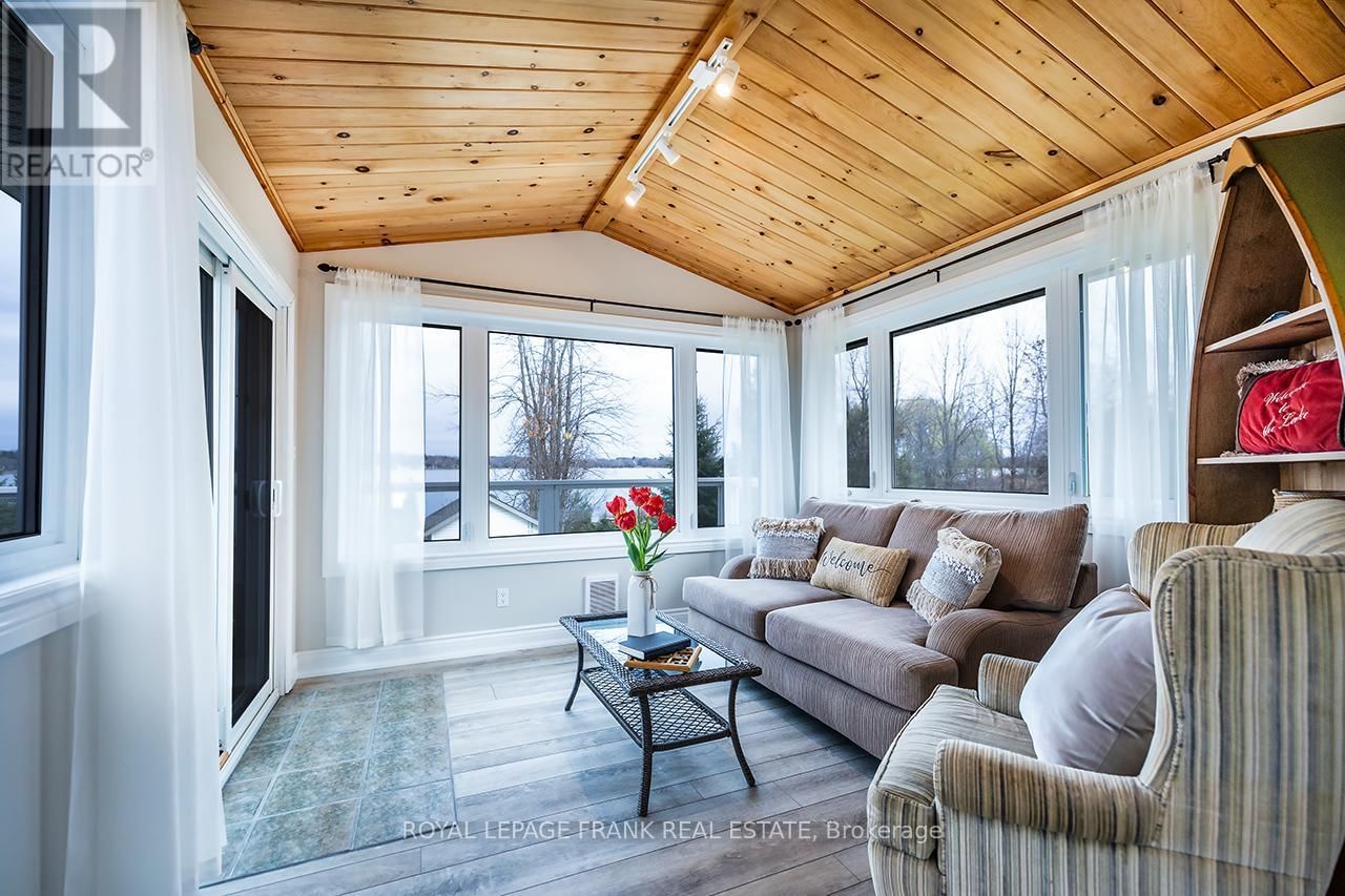 25 SHELLEY DRIVE Image 22