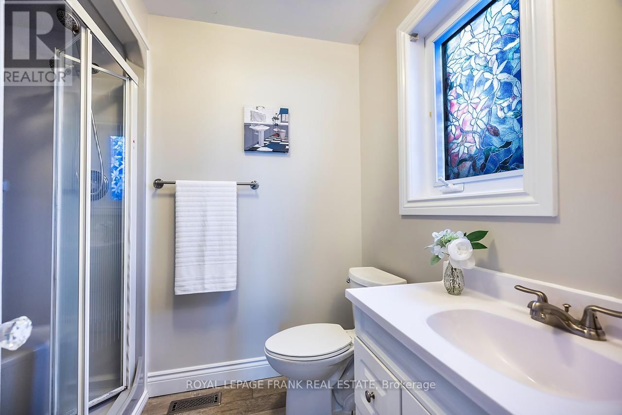 25 SHELLEY DRIVE Image 26