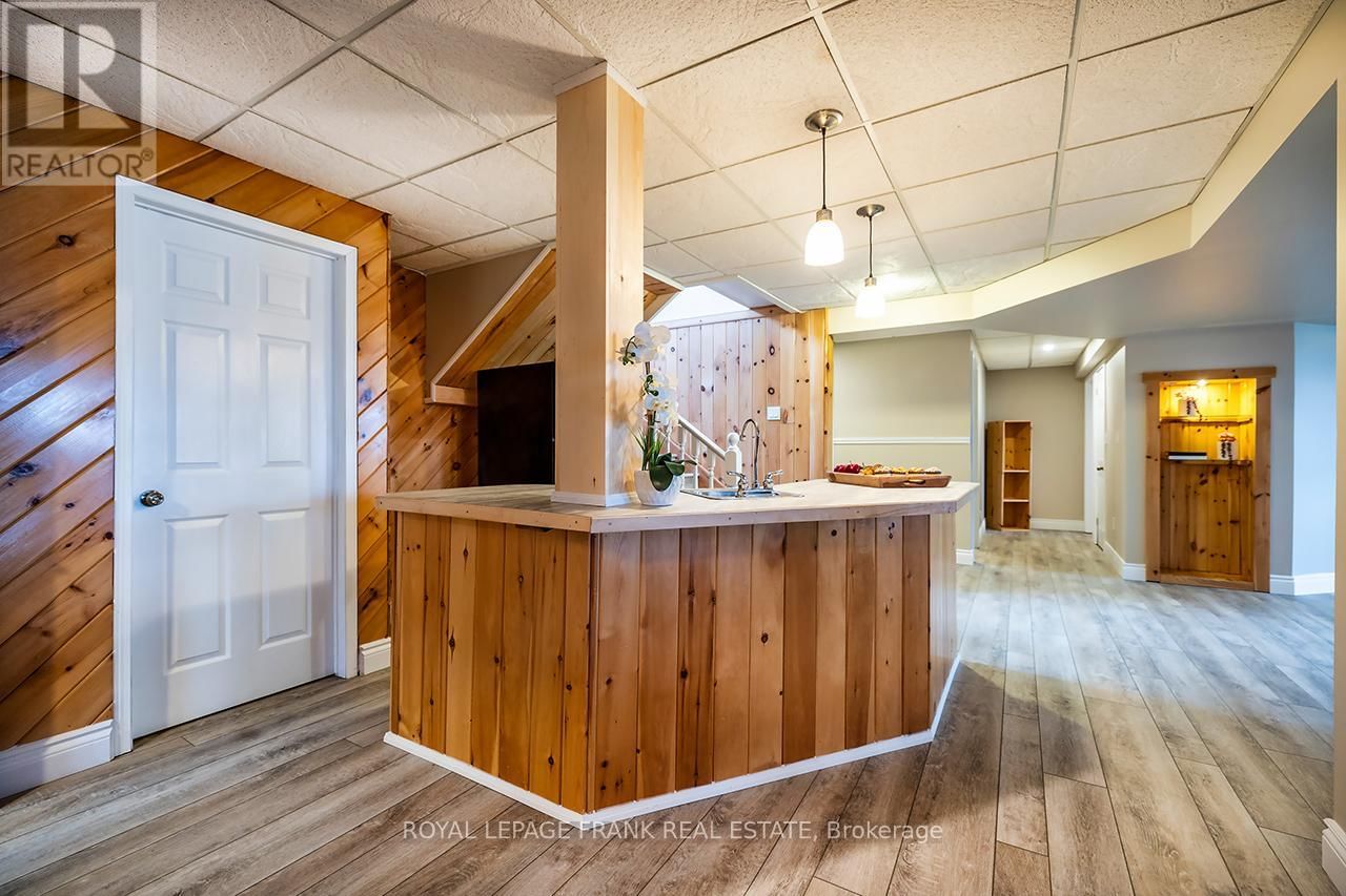 25 SHELLEY DRIVE Image 34