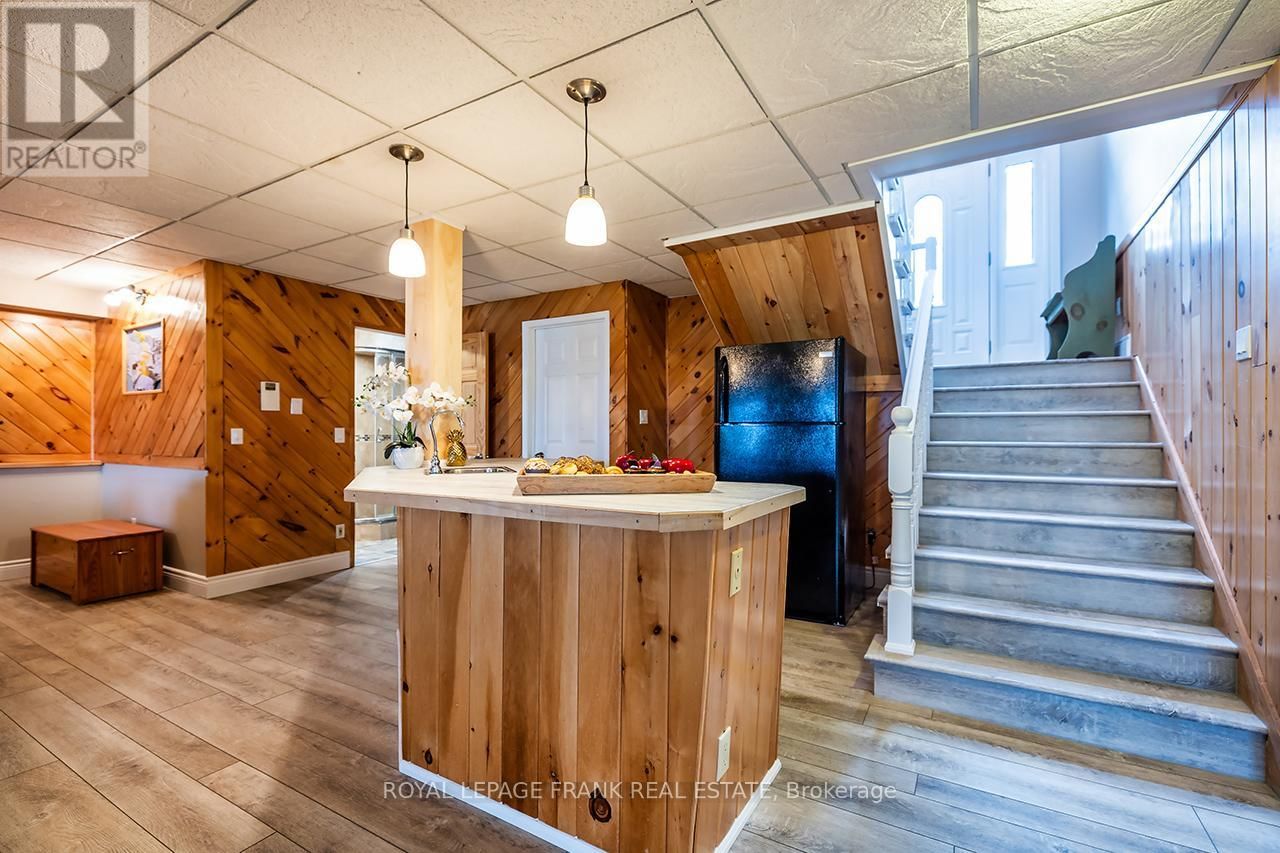 25 SHELLEY DRIVE Image 35