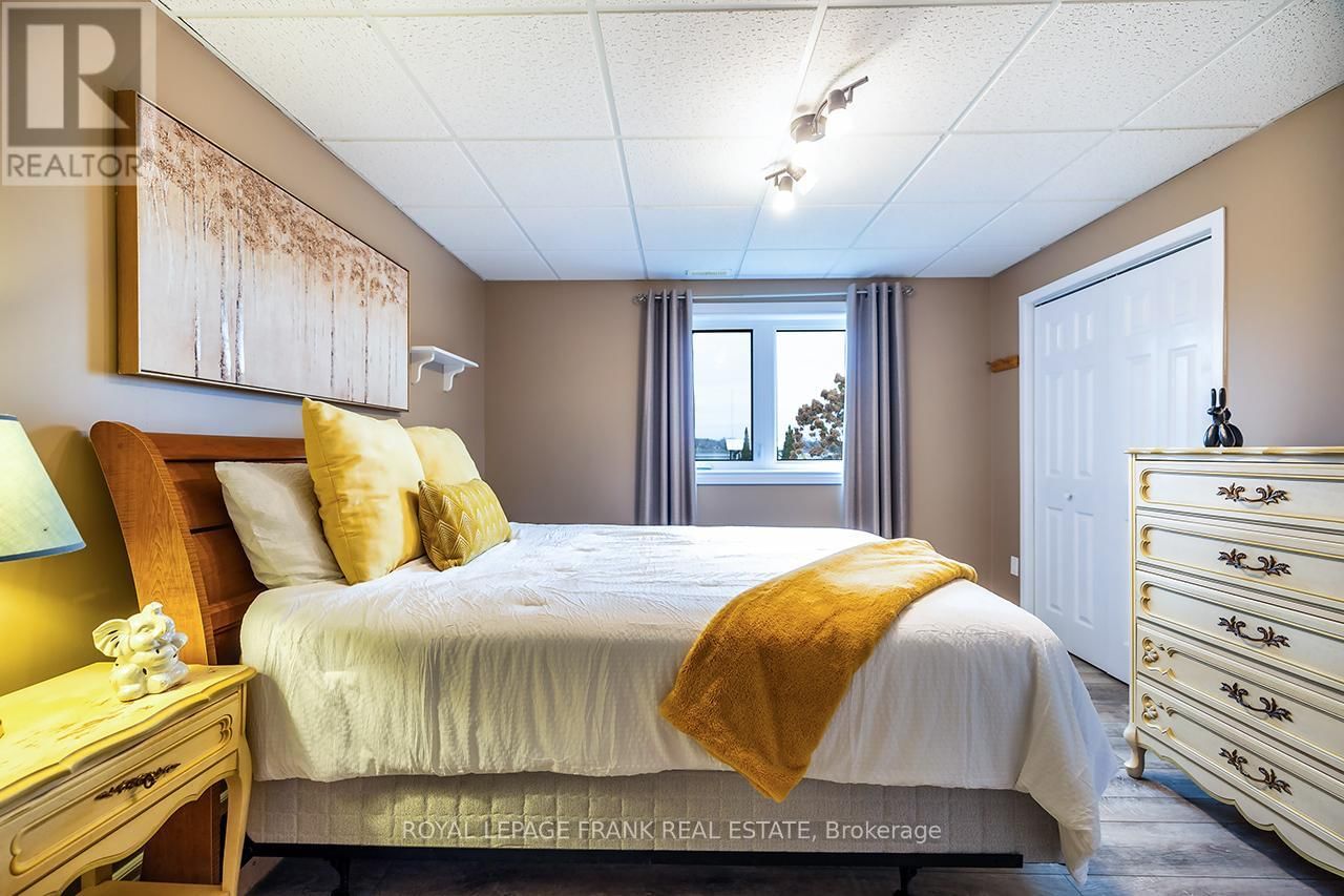 25 SHELLEY DRIVE Image 36