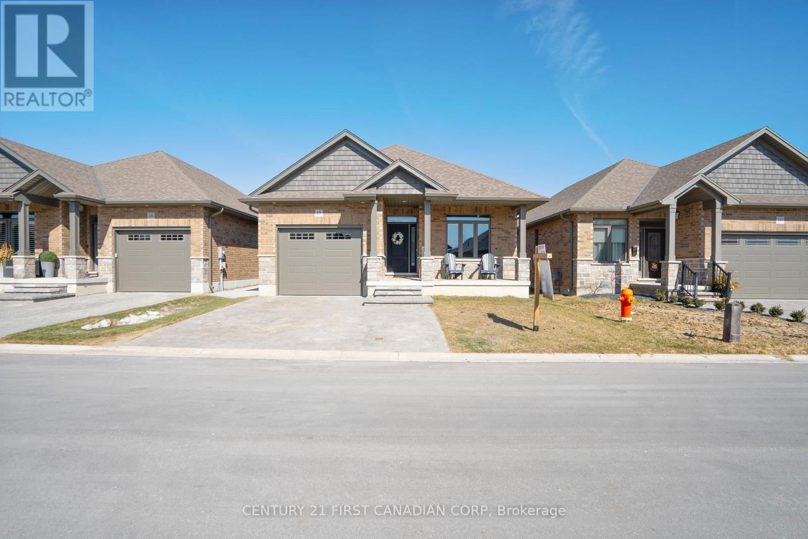 19 - 159 COLLINS WAY Image 1