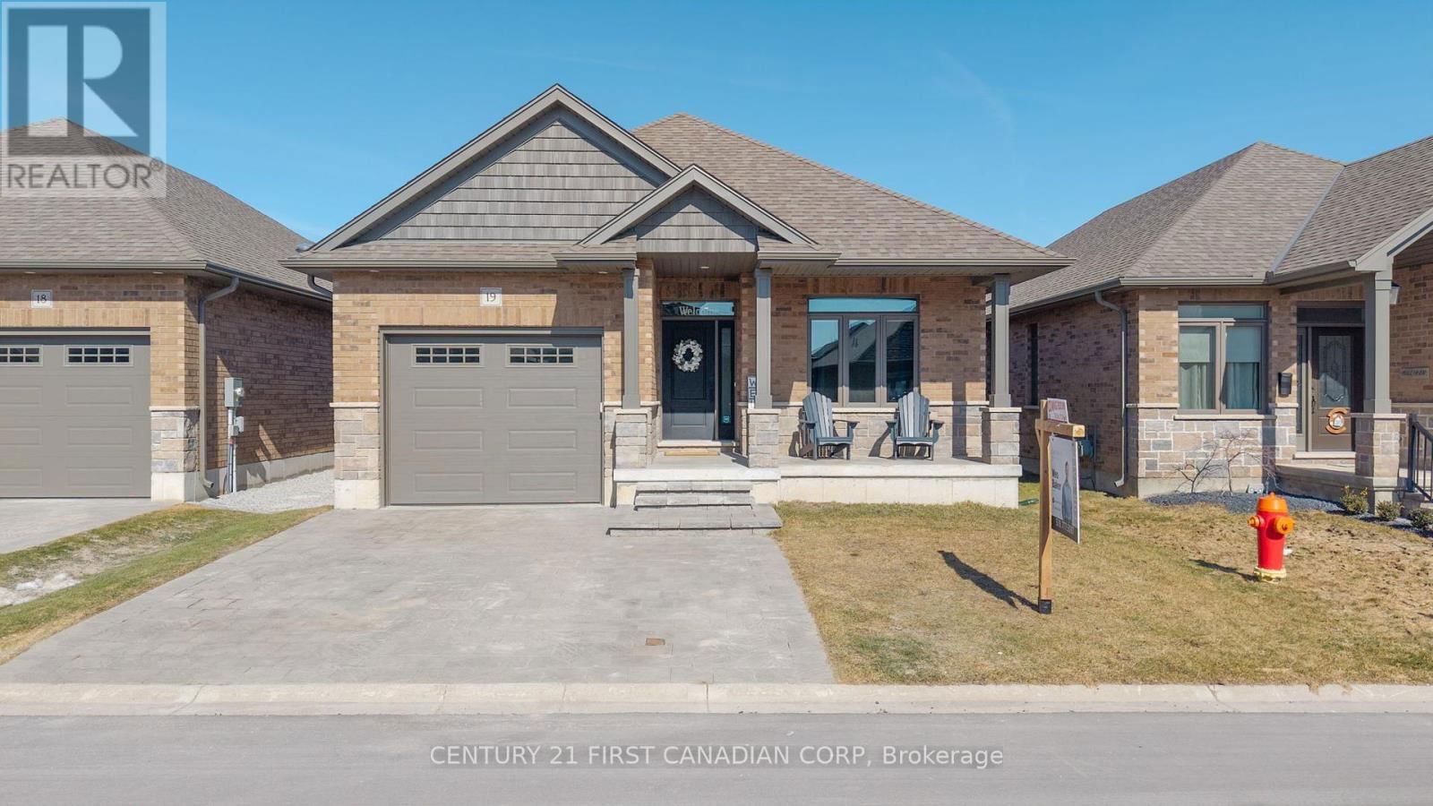 19 - 159 COLLINS WAY Image 35