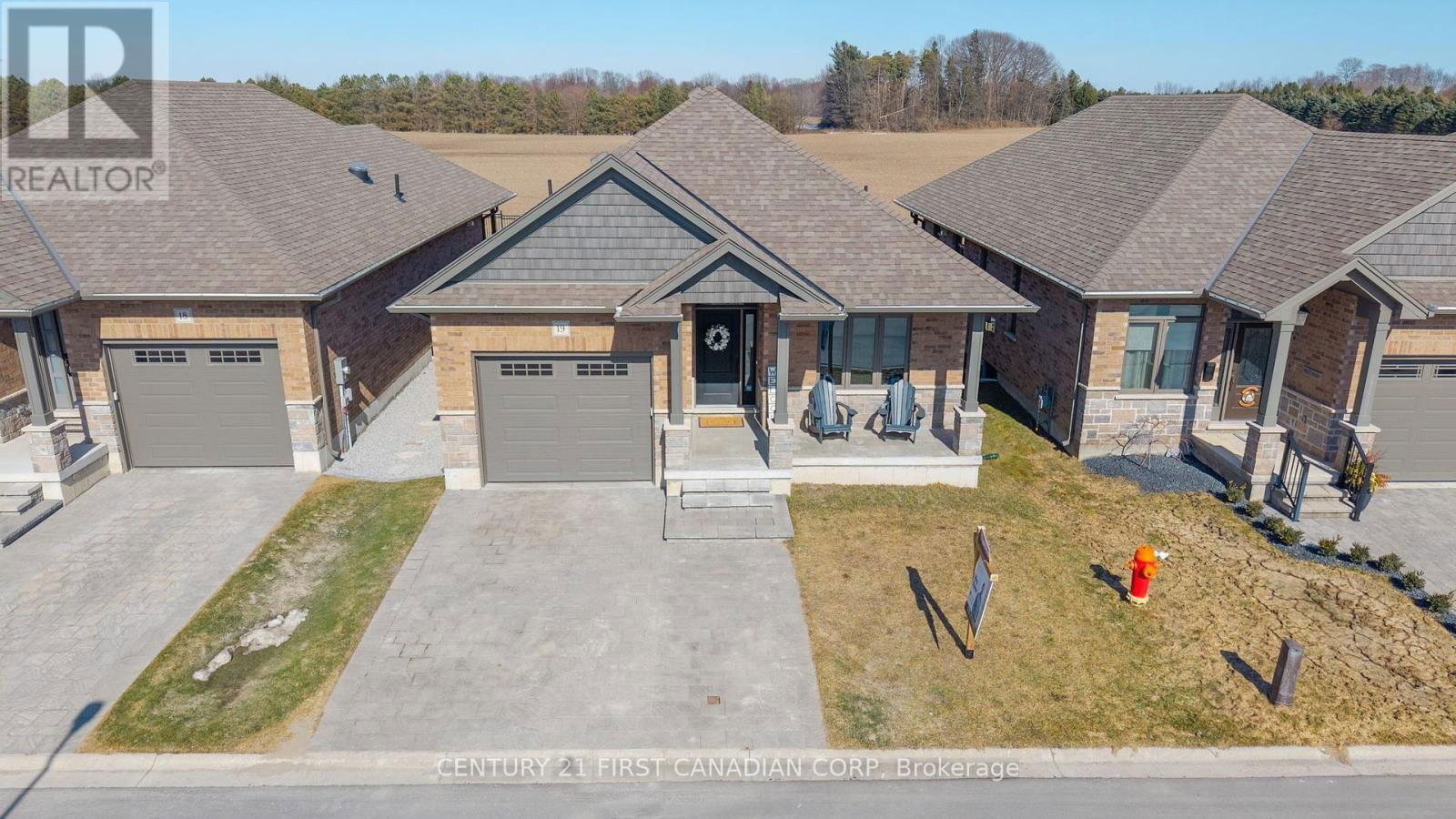 19 - 159 COLLINS WAY Image 36