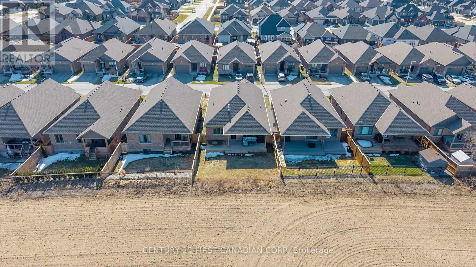 19 - 159 COLLINS WAY Image 47
