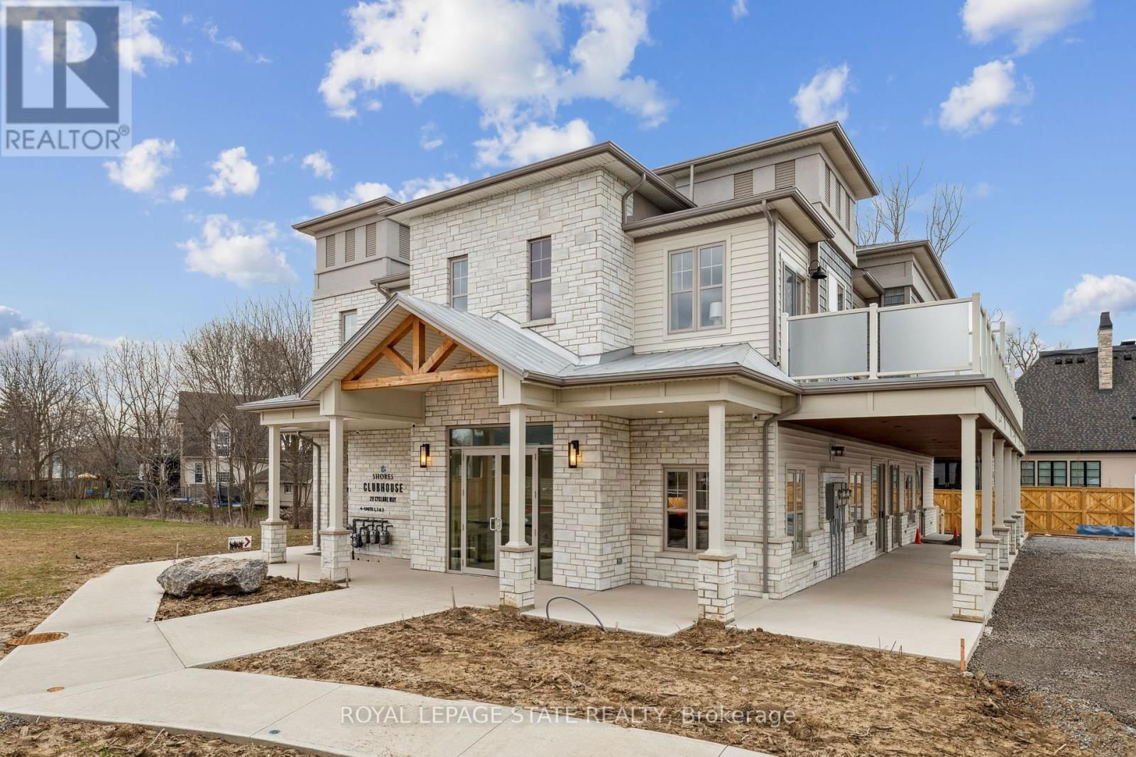 18 SOUTH COAST CIRCLE Image 31