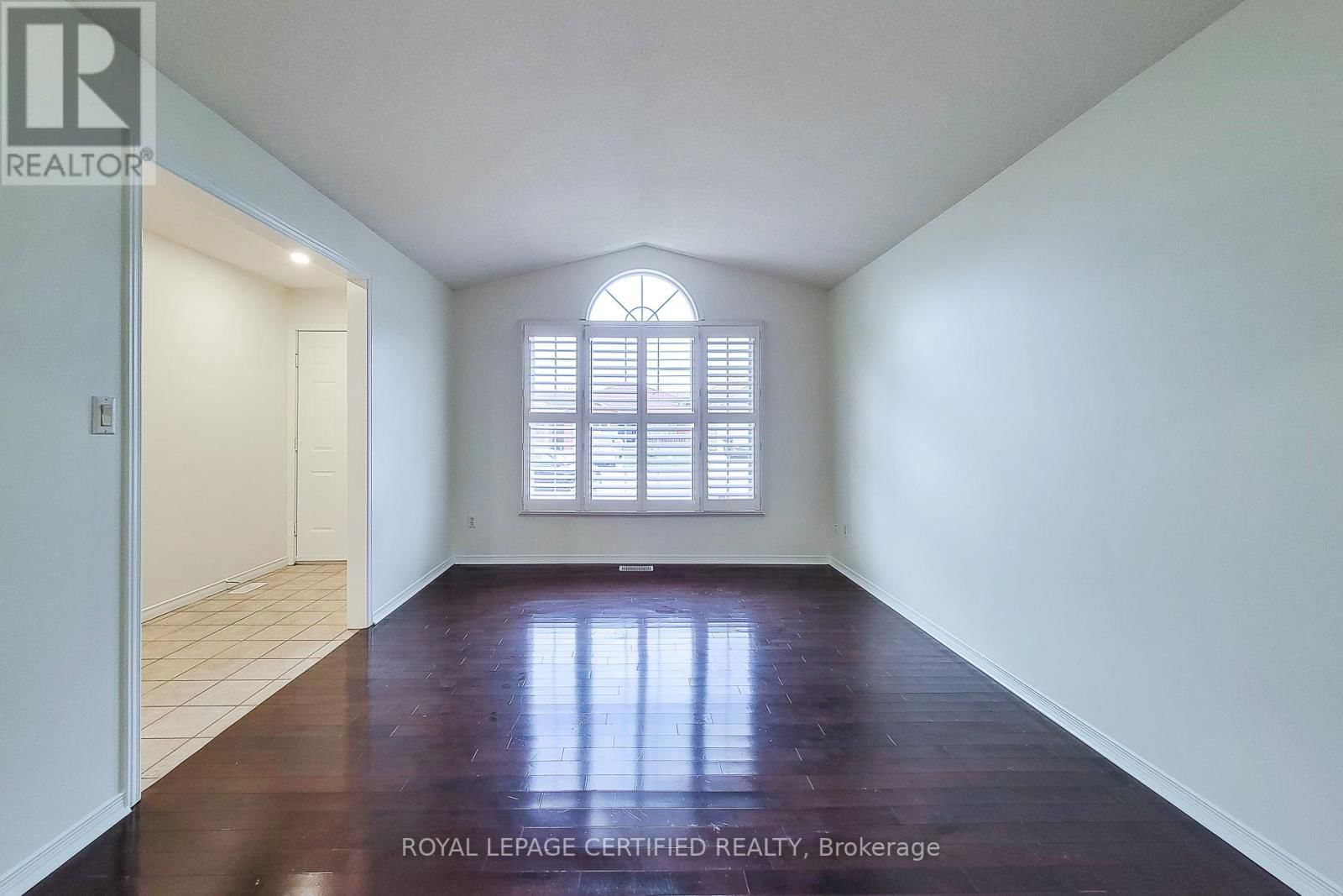 482 BERKINDALE DRIVE NORTH Image 18