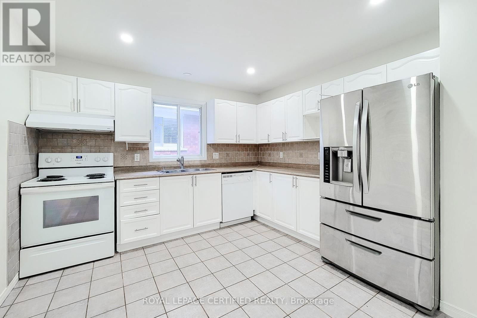 482 BERKINDALE DRIVE NORTH Image 24