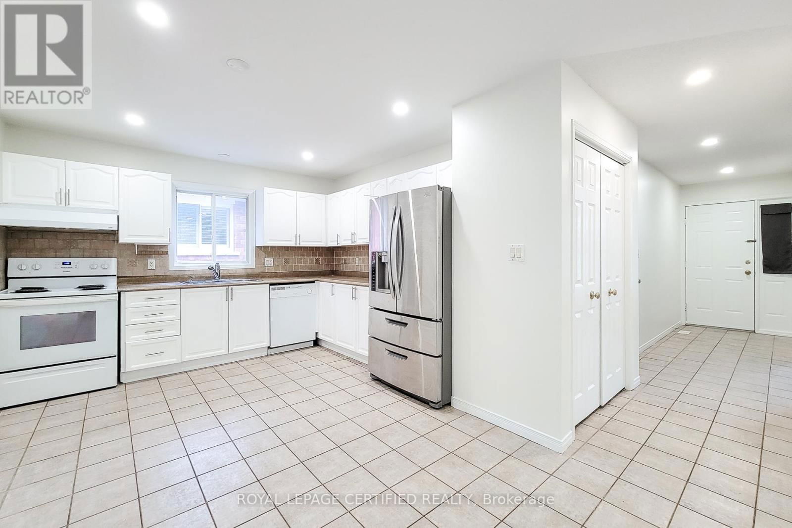 482 BERKINDALE DRIVE NORTH Image 26