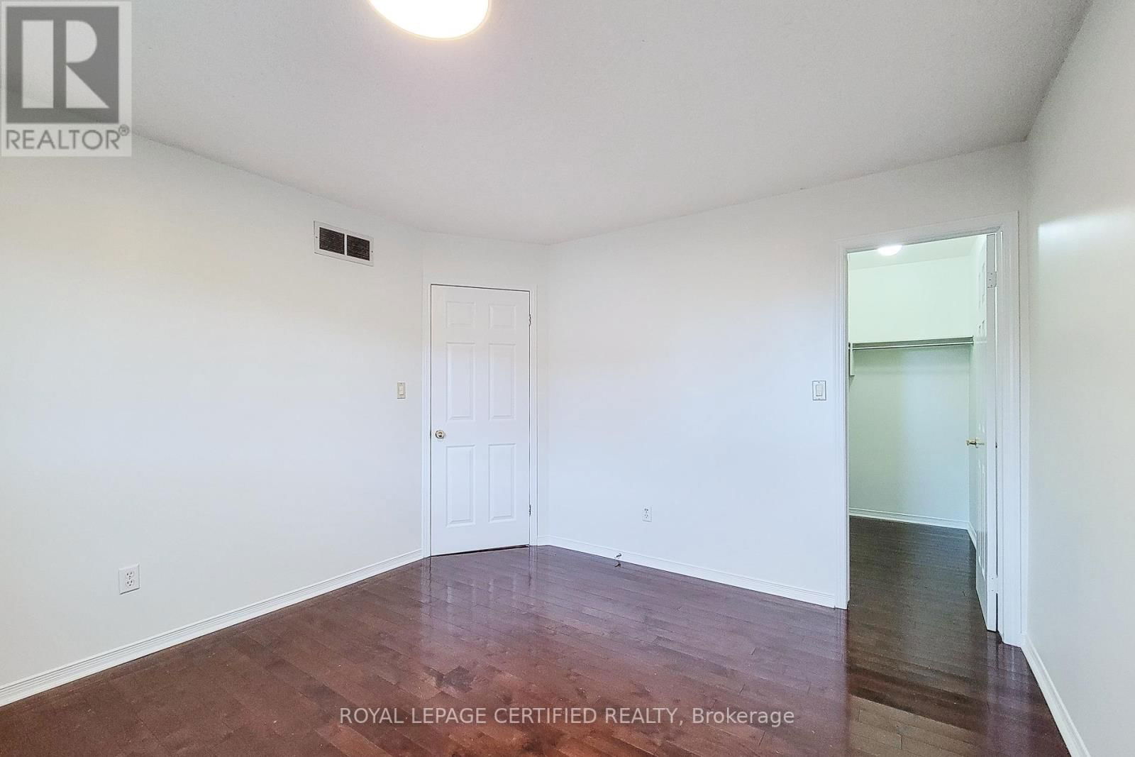 482 BERKINDALE DRIVE NORTH Image 30