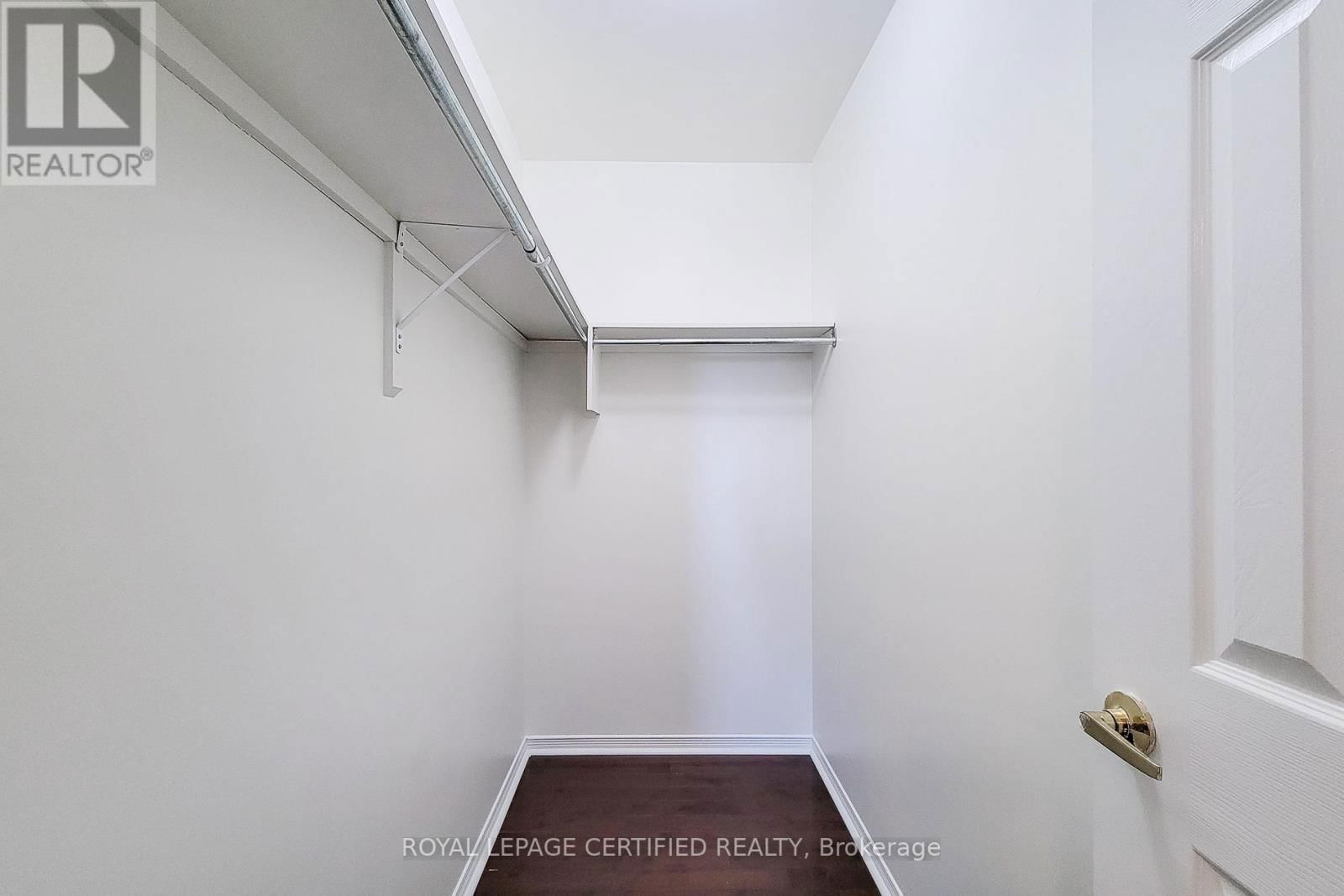 482 BERKINDALE DRIVE NORTH Image 31