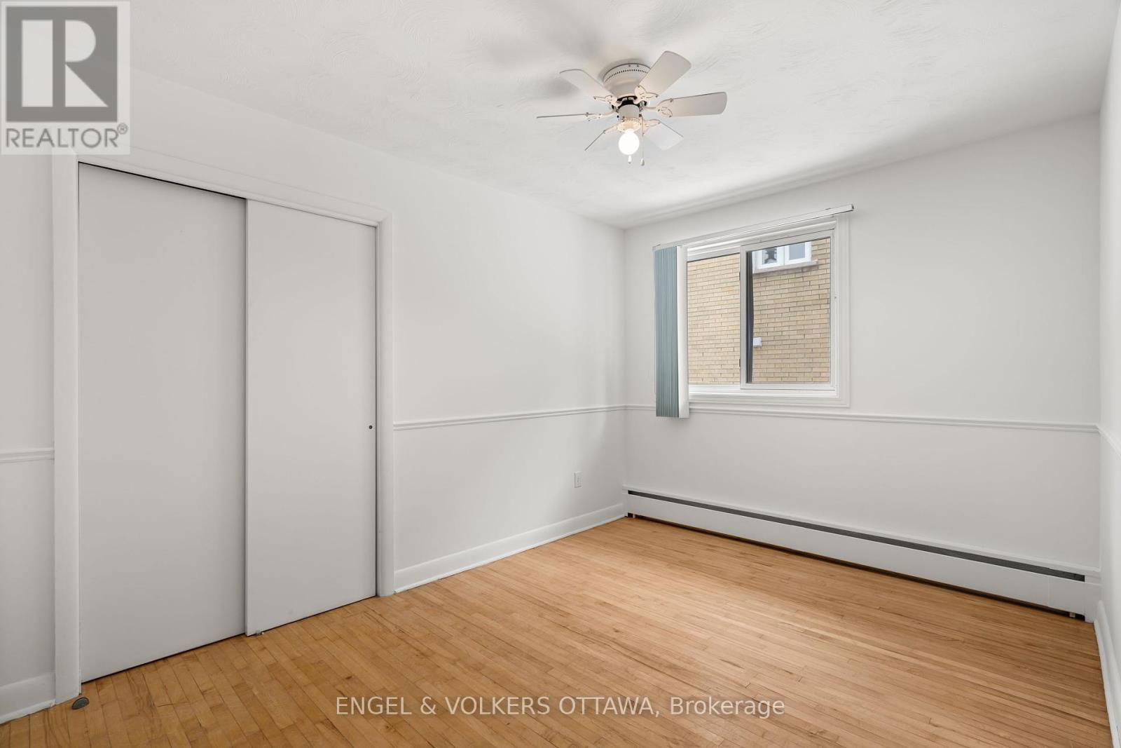 263 MICHEL CIRCLE Image 14