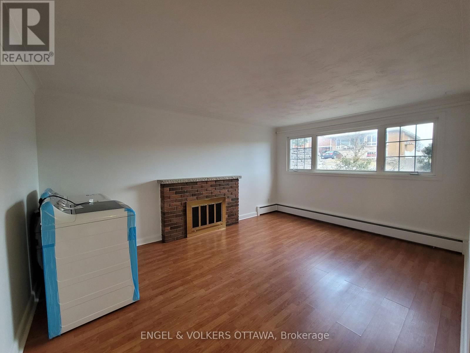 263 MICHEL CIRCLE Image 29