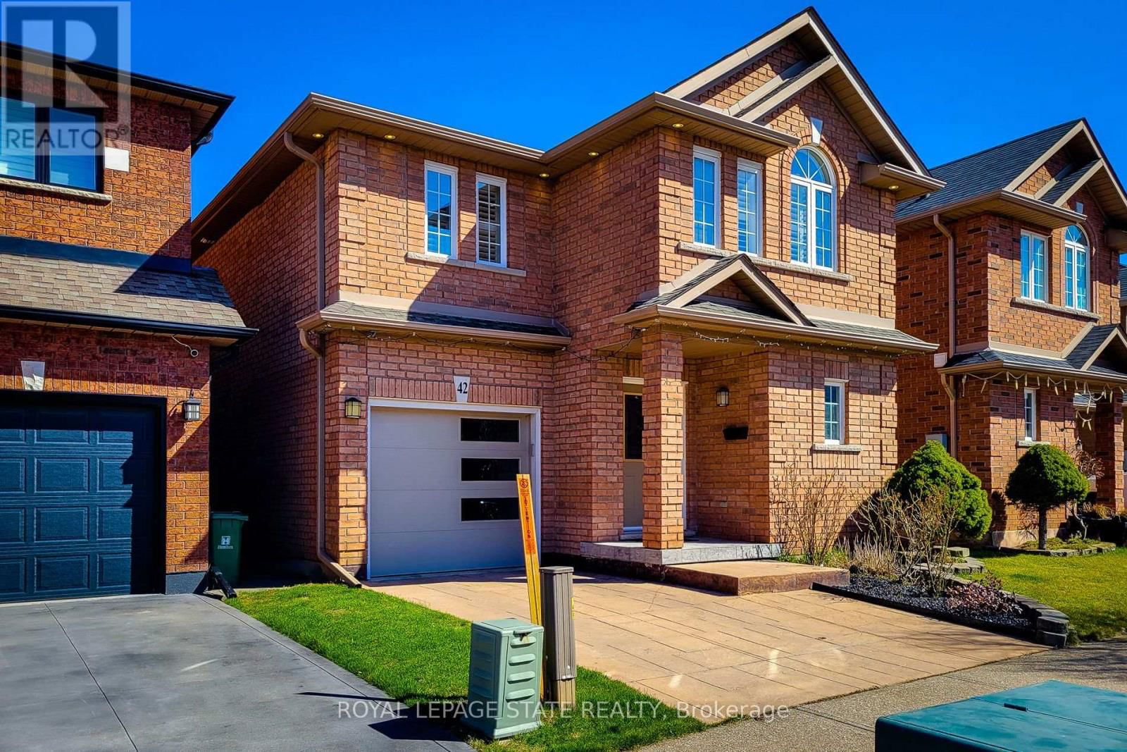 42 PEACHWOOD CRESCENT Image 2
