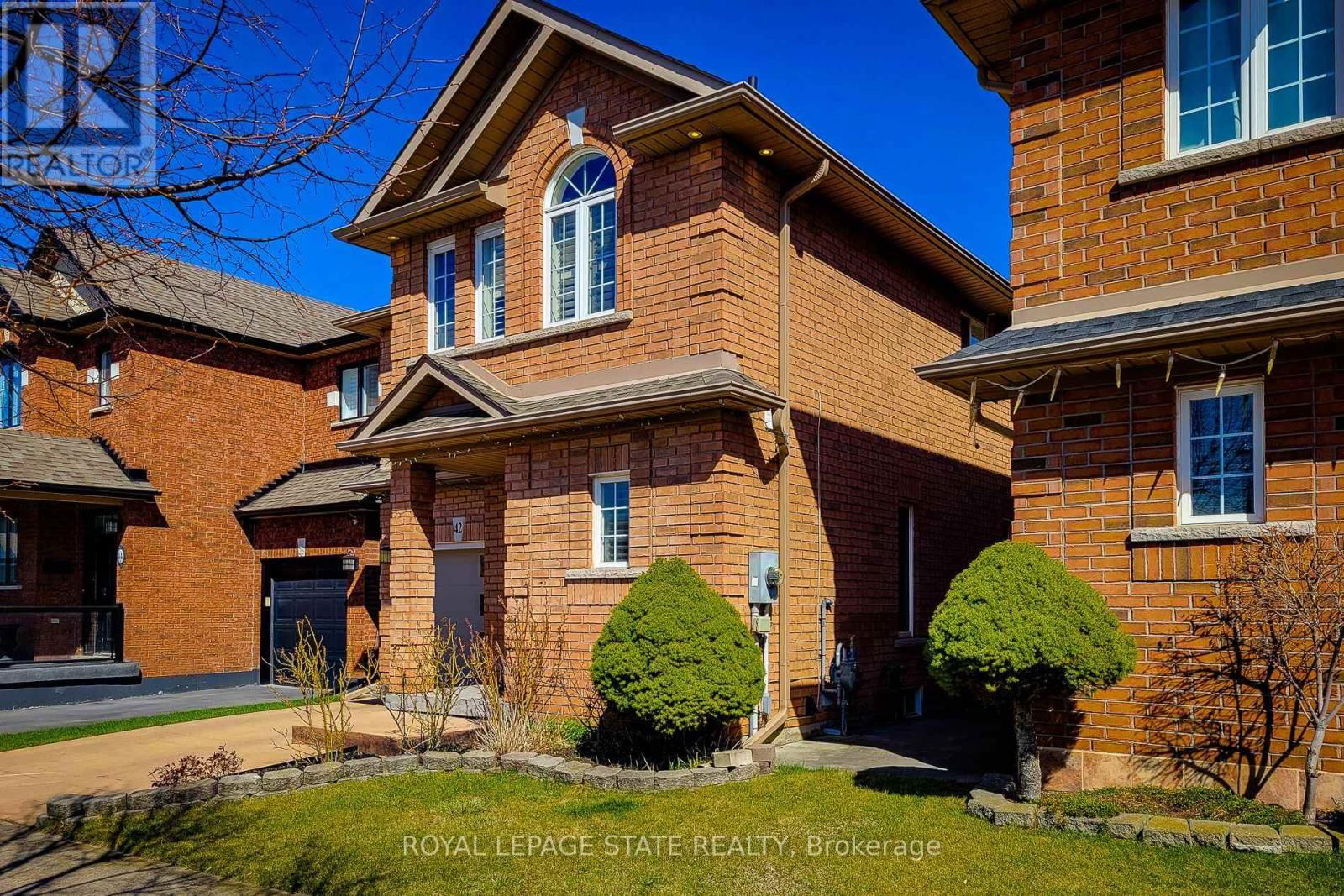 42 PEACHWOOD CRESCENT Image 3