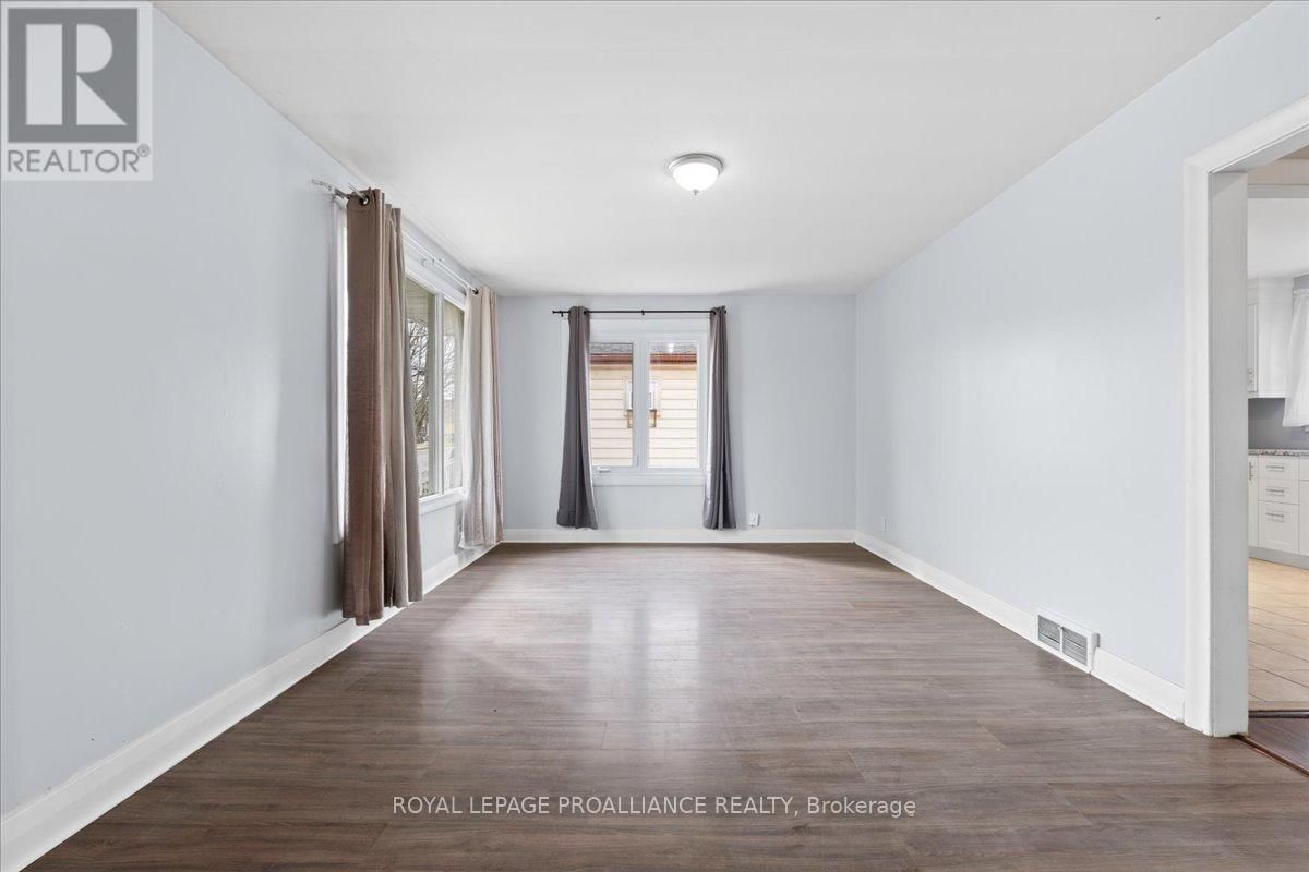 146 MACDONALD AVENUE Image 4