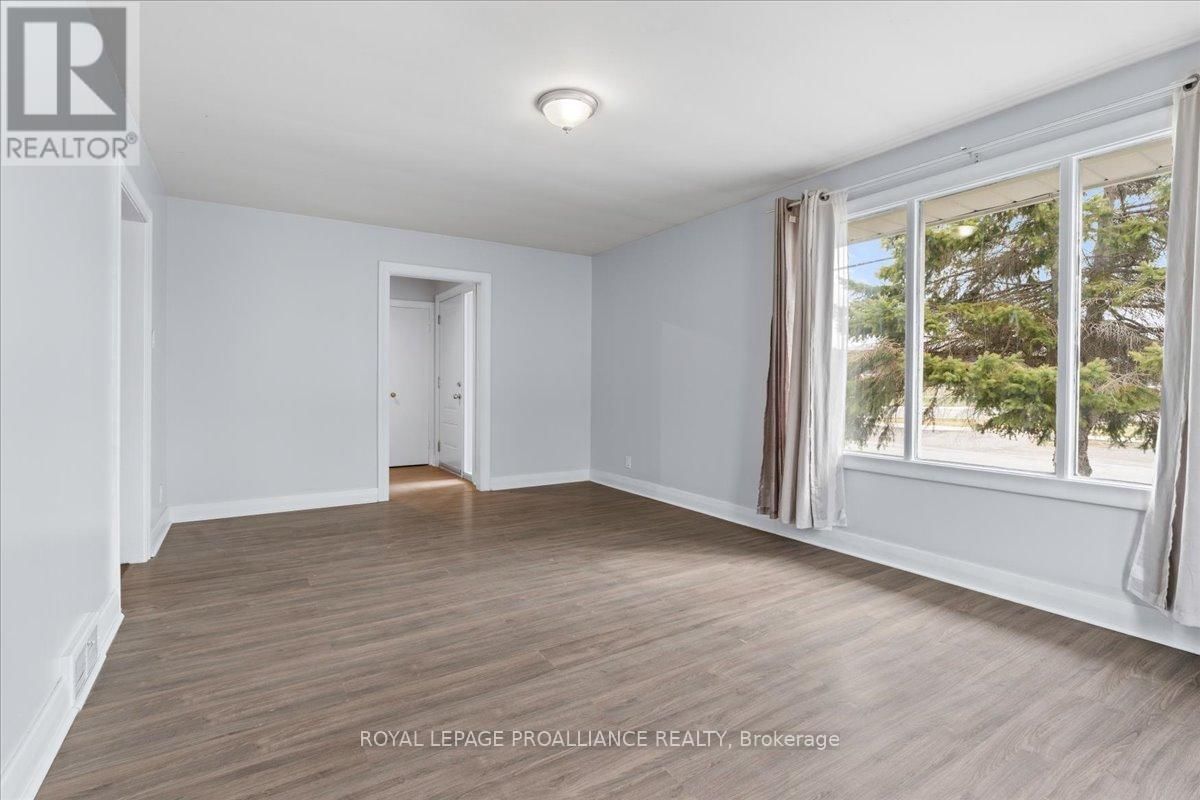 146 MACDONALD AVENUE Image 6