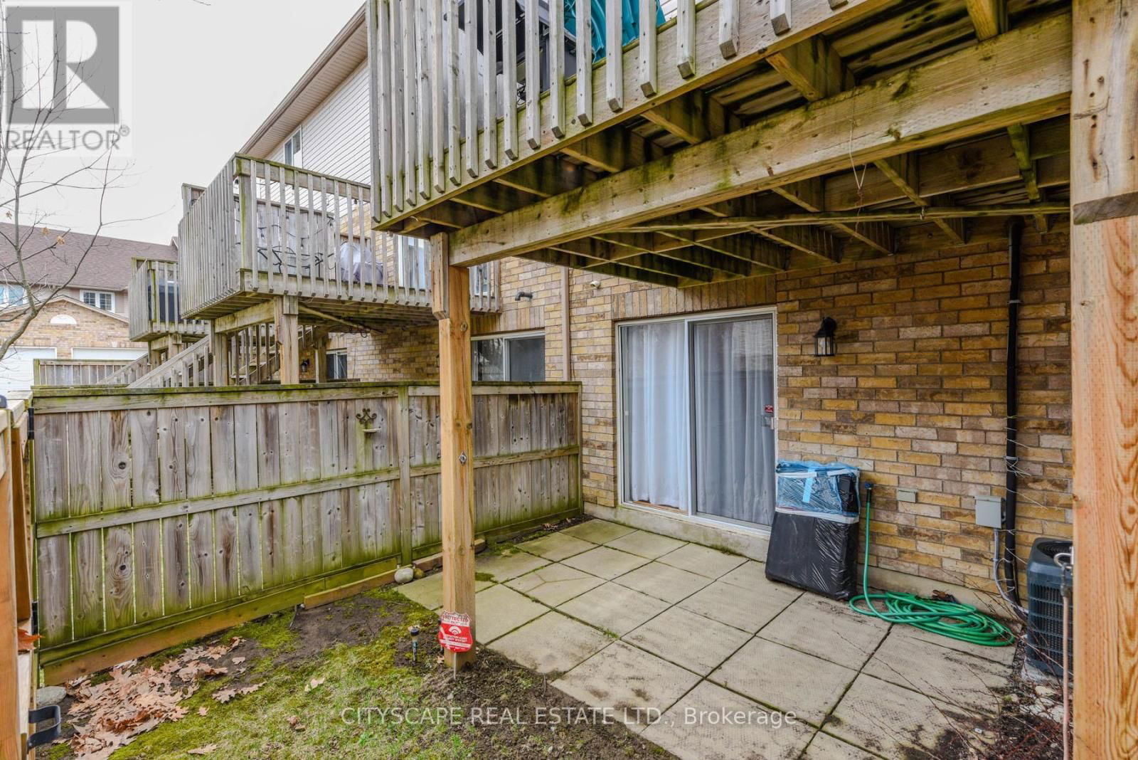 35 - 31 SCHRODER CRESCENT Image 36