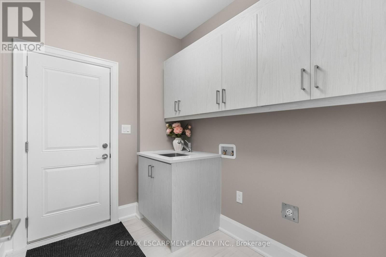 580 PATTERSON ROAD Image 16