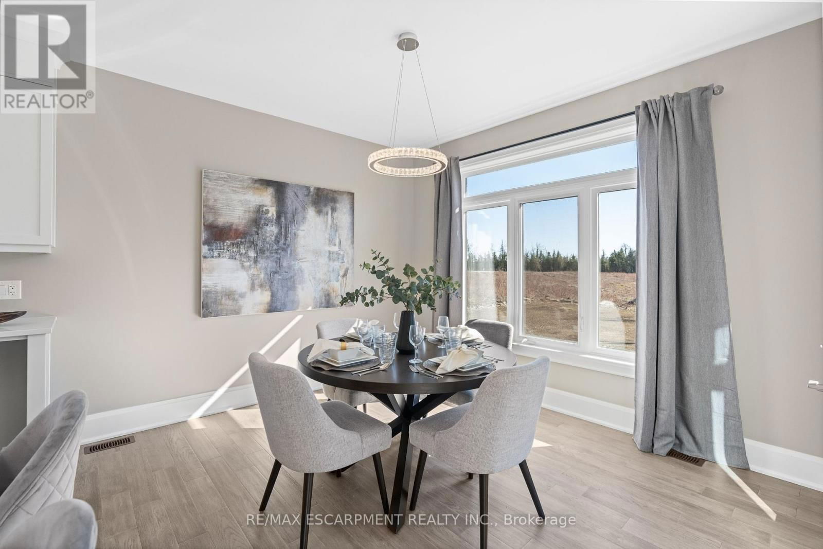 580 PATTERSON ROAD Image 25