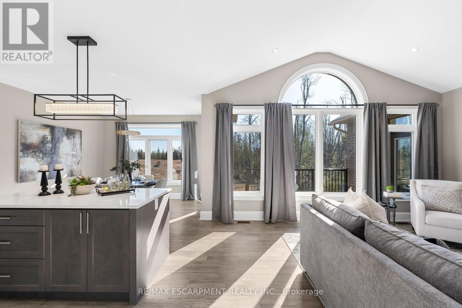 580 PATTERSON ROAD Image 33