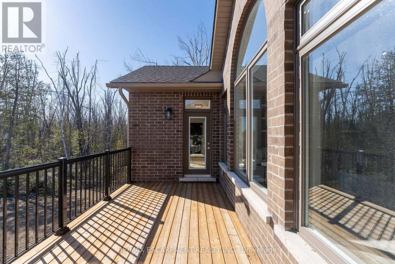 580 PATTERSON ROAD Image 39