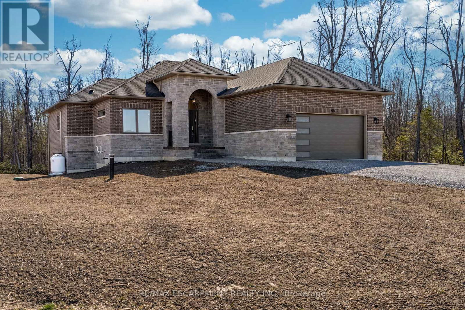 580 PATTERSON ROAD Image 49