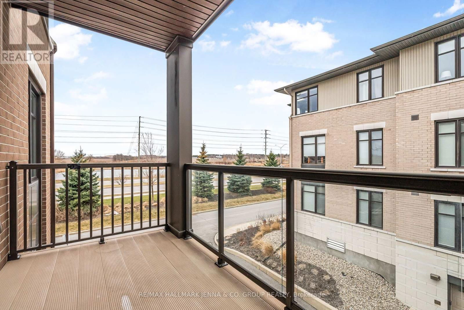 201 - 140 GUELPH PRIVATE Image 21
