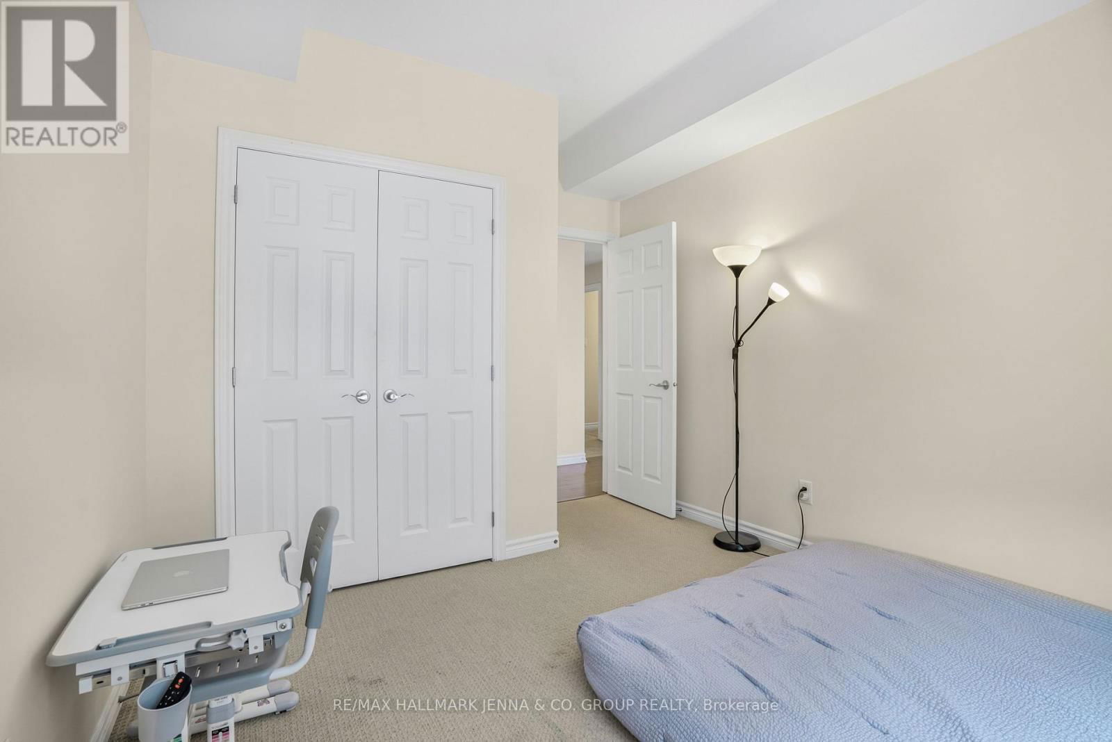 201 - 140 GUELPH PRIVATE Image 27