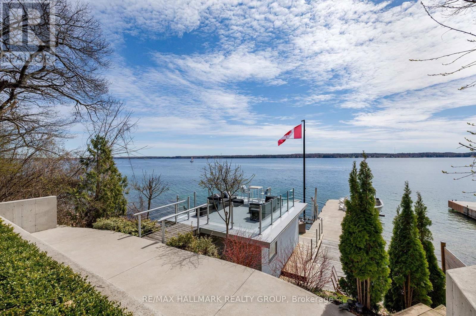 197 BROCKMERE CLIFF ROAD Image 32