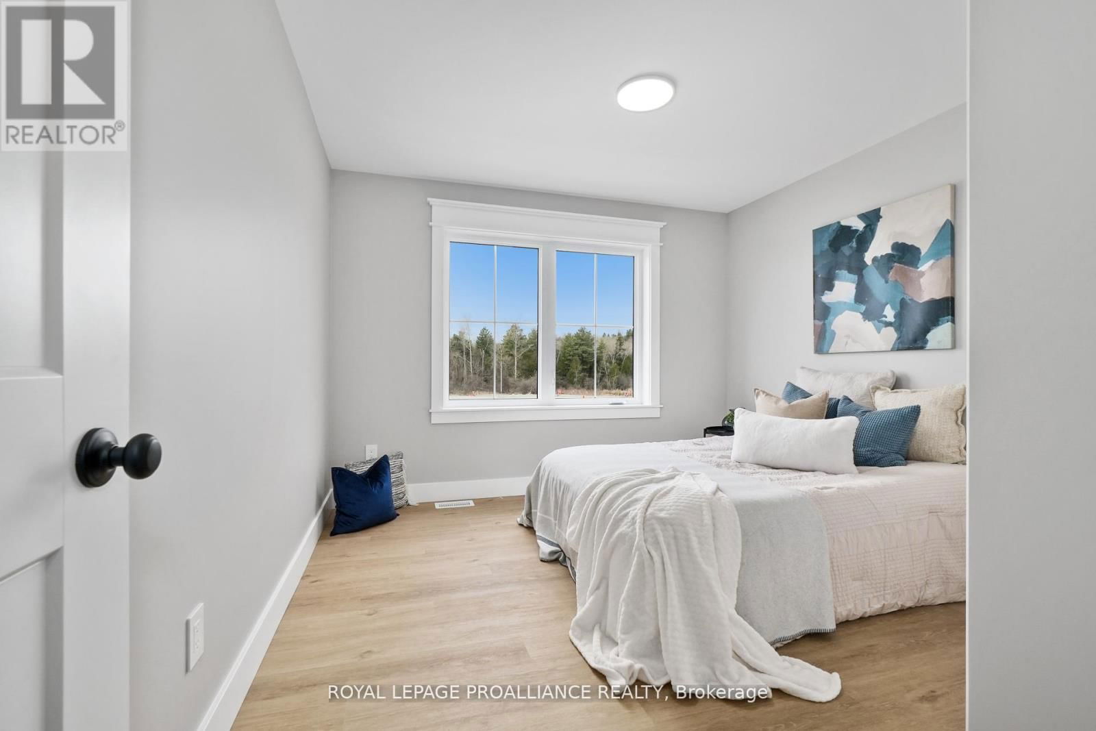 3 HOLLINGSWORTH STREET Image 21